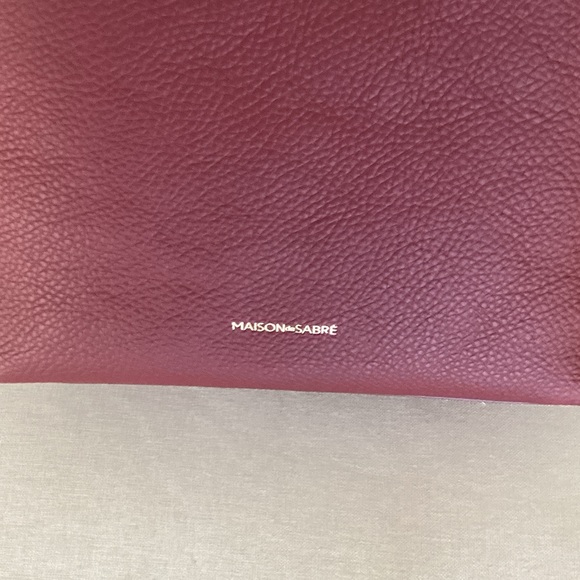 Elegant Burgundy Hobo Bag
Leather - Picture 3 of 10